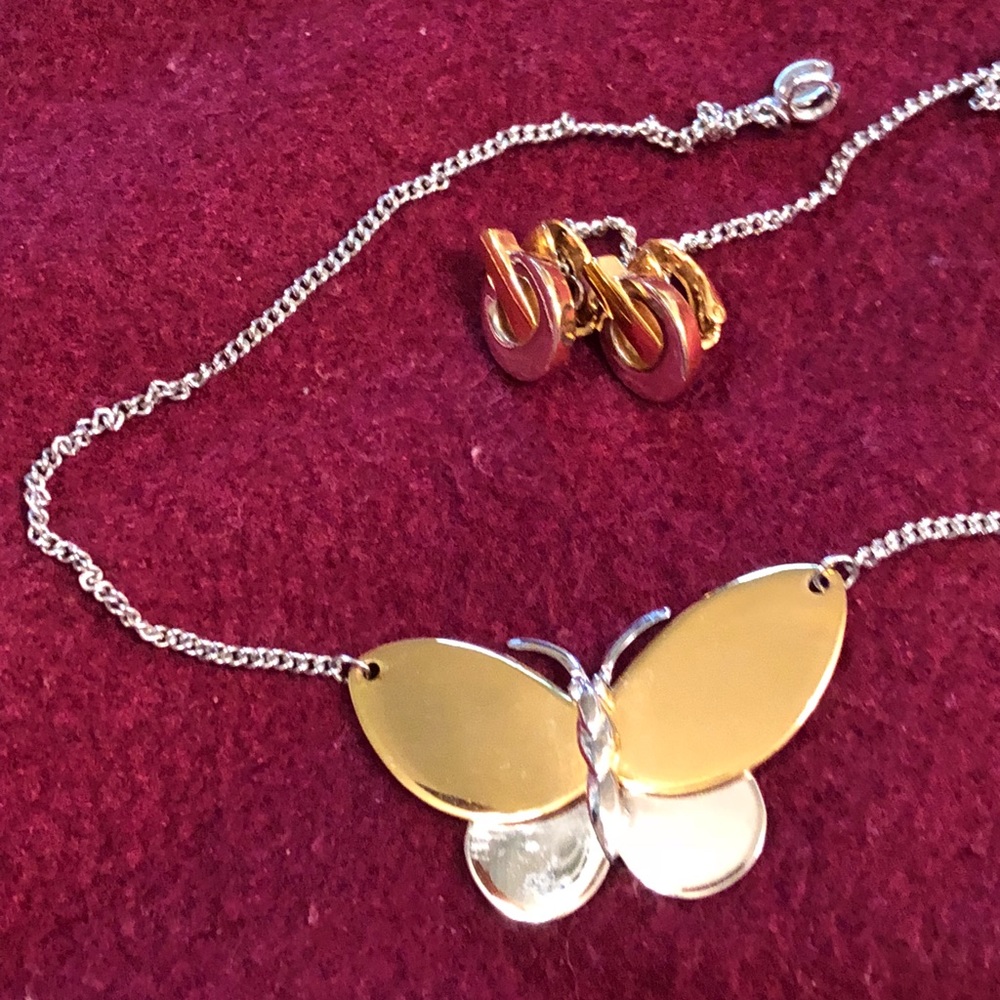 BUNDLE only Jewelry costume necklace clip earrings